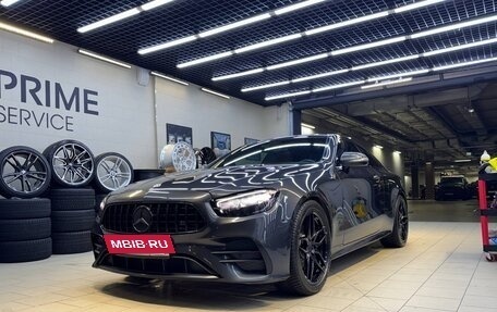 Mercedes-Benz E-Класс, 2021 год, 6 000 000 рублей, 2 фотография