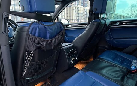 Volkswagen Touareg III, 2011 год, 4 190 000 рублей, 17 фотография