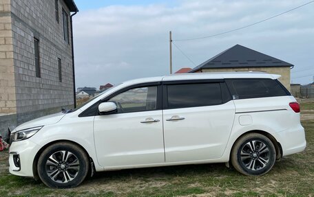 KIA Carnival III, 2020 год, 2 870 000 рублей, 9 фотография