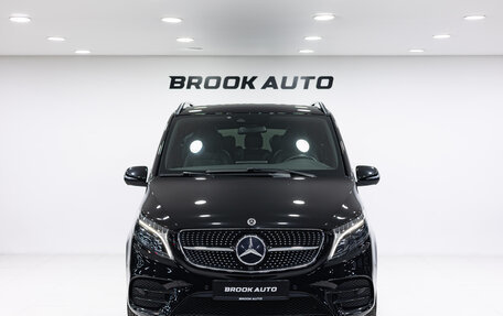 Mercedes-Benz V-Класс, 2023 год, 9 990 000 рублей, 2 фотография