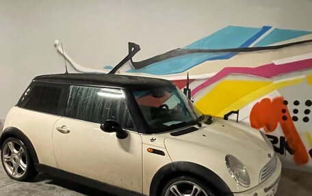 MINI Hatch, 2003 год, 630 000 рублей, 2 фотография