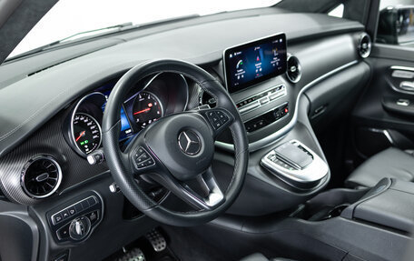 Mercedes-Benz V-Класс, 2023 год, 9 990 000 рублей, 10 фотография