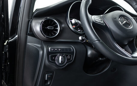 Mercedes-Benz V-Класс, 2023 год, 9 990 000 рублей, 13 фотография