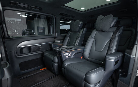 Mercedes-Benz V-Класс, 2023 год, 9 990 000 рублей, 25 фотография
