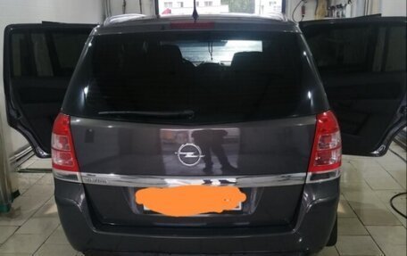 Opel Zafira B, 2012 год, 565 000 рублей, 27 фотография