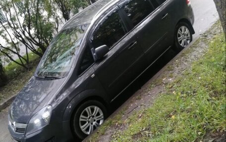 Opel Zafira B, 2012 год, 565 000 рублей, 28 фотография