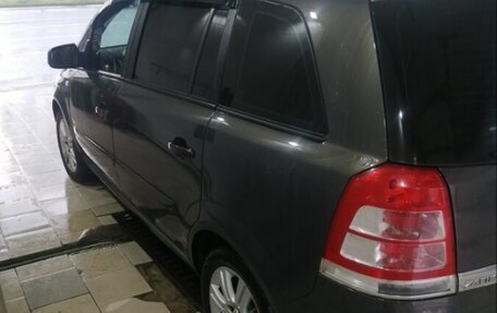 Opel Zafira B, 2012 год, 565 000 рублей, 29 фотография