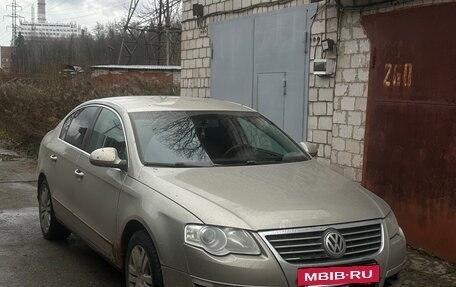 Volkswagen Passat B6, 2008 год, 600 000 рублей, 3 фотография