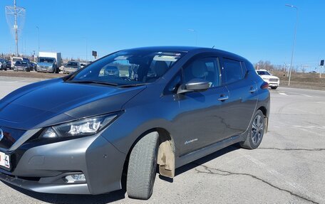 Nissan Leaf II, 2018 год, 1 999 999 рублей, 5 фотография