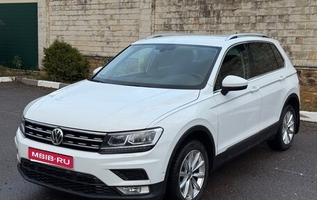 Volkswagen Tiguan II, 2017 год, 1 600 000 рублей, 1 фотография