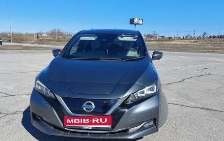 Nissan Leaf II, 2018 год, 1 999 999 рублей, 3 фотография