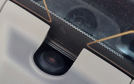 Nissan Leaf II, 2018 год, 1 999 999 рублей, 21 фотография