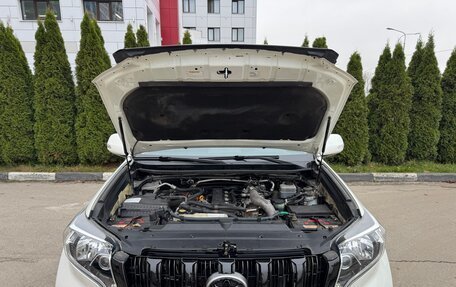 Toyota Land Cruiser Prado 150 рестайлинг 2, 2013 год, 2 600 000 рублей, 15 фотография