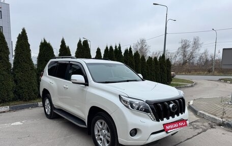 Toyota Land Cruiser Prado 150 рестайлинг 2, 2013 год, 2 600 000 рублей, 8 фотография