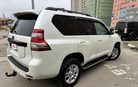 Toyota Land Cruiser Prado 150 рестайлинг 2, 2013 год, 2 600 000 рублей, 22 фотография