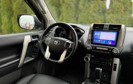 Toyota Land Cruiser Prado 150 рестайлинг 2, 2013 год, 2 600 000 рублей, 19 фотография