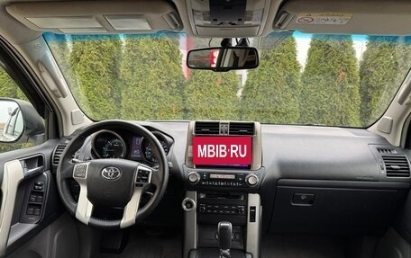 Toyota Land Cruiser Prado 150 рестайлинг 2, 2013 год, 2 600 000 рублей, 24 фотография