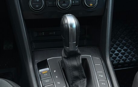 Volkswagen Tiguan II, 2017 год, 1 600 000 рублей, 13 фотография