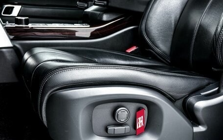 Land Rover Range Rover IV рестайлинг, 2016 год, 3 999 000 рублей, 13 фотография