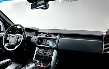 Land Rover Range Rover IV рестайлинг, 2016 год, 3 999 000 рублей, 25 фотография