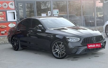 Mercedes-Benz E-Класс, 2021 год, 4 100 000 рублей, 3 фотография