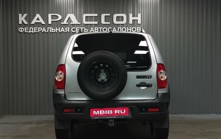 Chevrolet Niva I рестайлинг, 2019 год, 885 000 рублей, 4 фотография