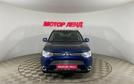 Mitsubishi Outlander III рестайлинг 3, 2013 год, 1 179 000 рублей, 2 фотография