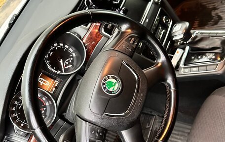 Skoda Superb III рестайлинг, 2011 год, 750 000 рублей, 5 фотография