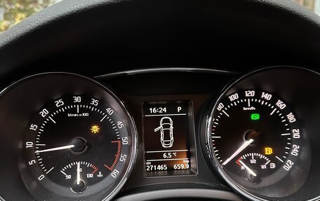 Skoda Superb III рестайлинг, 2011 год, 750 000 рублей, 7 фотография