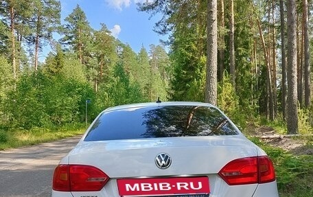 Volkswagen Jetta VI, 2012 год, 700 000 рублей, 6 фотография