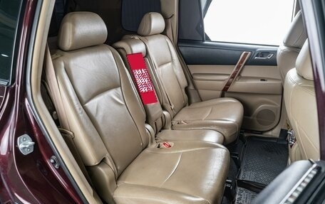 Toyota Highlander III, 2011 год, 2 159 000 рублей, 7 фотография