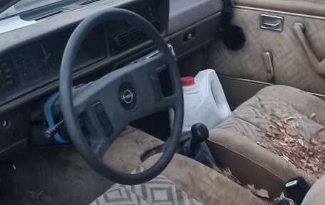 Opel Rekord E, 1982 год, 105 000 рублей, 5 фотография