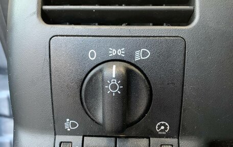 Opel Zafira A рестайлинг, 2004 год, 240 000 рублей, 14 фотография