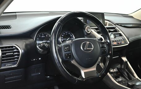 Lexus NX I, 2016 год, 2 995 000 рублей, 15 фотография