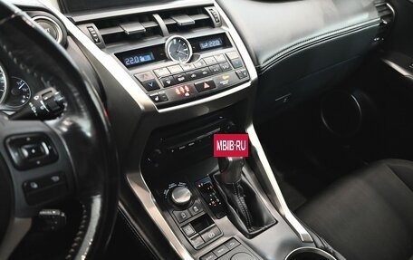 Lexus NX I, 2016 год, 2 995 000 рублей, 17 фотография