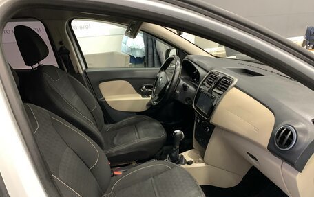 Renault Logan II, 2016 год, 480 000 рублей, 12 фотография