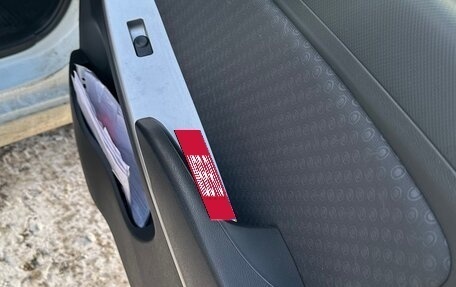 Hyundai Solaris II рестайлинг, 2011 год, 730 000 рублей, 28 фотография