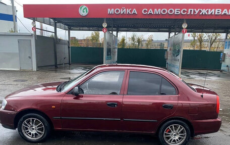 Hyundai Accent II, 2011 год, 400 000 рублей, 2 фотография