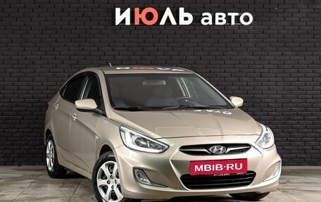 Hyundai Solaris II рестайлинг, 2013 год, 880 000 рублей, 3 фотография