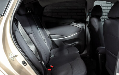 Hyundai Solaris II рестайлинг, 2013 год, 880 000 рублей, 16 фотография