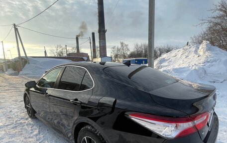 Toyota Camry, 2021 год, 3 000 000 рублей, 3 фотография