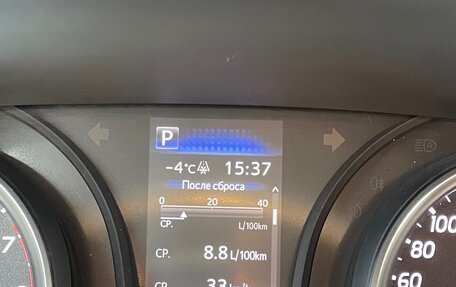 Toyota Camry, 2021 год, 3 000 000 рублей, 6 фотография