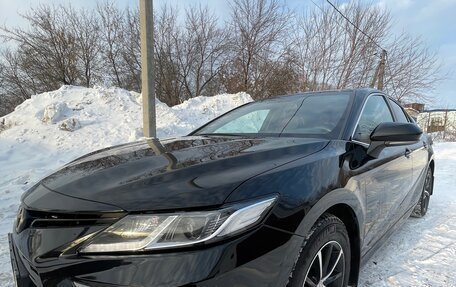 Toyota Camry, 2021 год, 3 000 000 рублей, 5 фотография