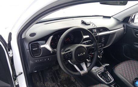 KIA Rio IV, 2021 год, 1 390 000 рублей, 8 фотография