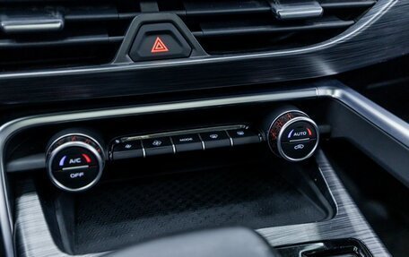 Geely Tugella FY11, 2023 год, 2 912 000 рублей, 18 фотография