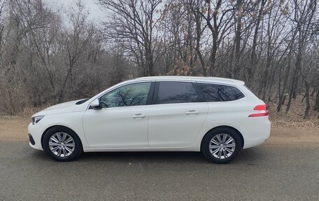 Peugeot 308 II, 2018 год, 1 350 000 рублей, 6 фотография