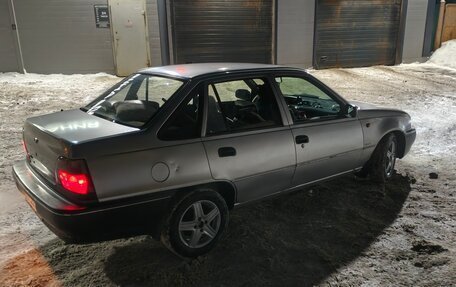 Daewoo Nexia I рестайлинг, 2001 год, 195 000 рублей, 3 фотография