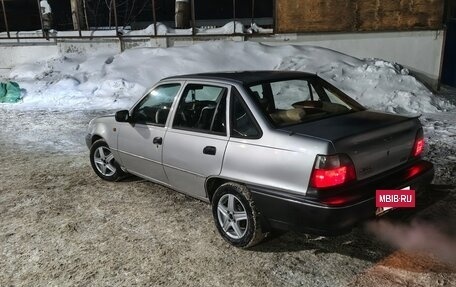 Daewoo Nexia I рестайлинг, 2001 год, 195 000 рублей, 4 фотография