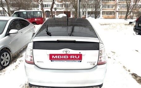 Toyota Prius, 2007 год, 680 000 рублей, 10 фотография