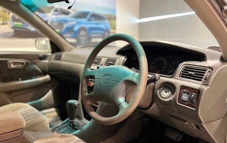 Toyota Camry, 2000 год, 550 000 рублей, 15 фотография